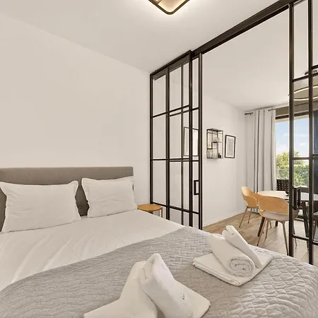 Artistic Space In Azur Premium * וארנה