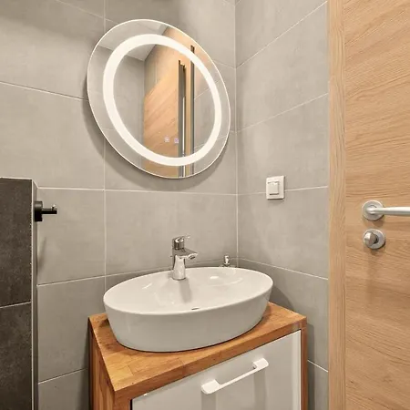 Artistic Space In Azur Premium דירה *