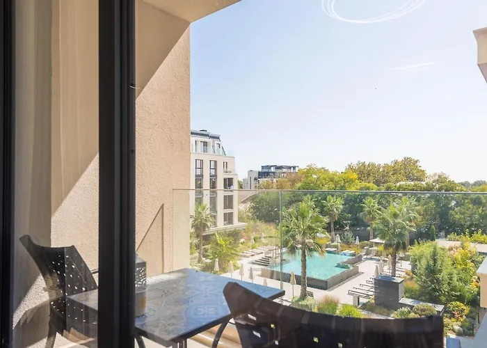 Artistic Space In Azur Premium